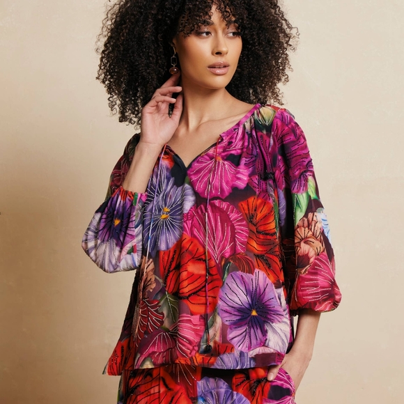 DEBBIE FLORET EMBELLISHED TOP - Picture 1 of 3